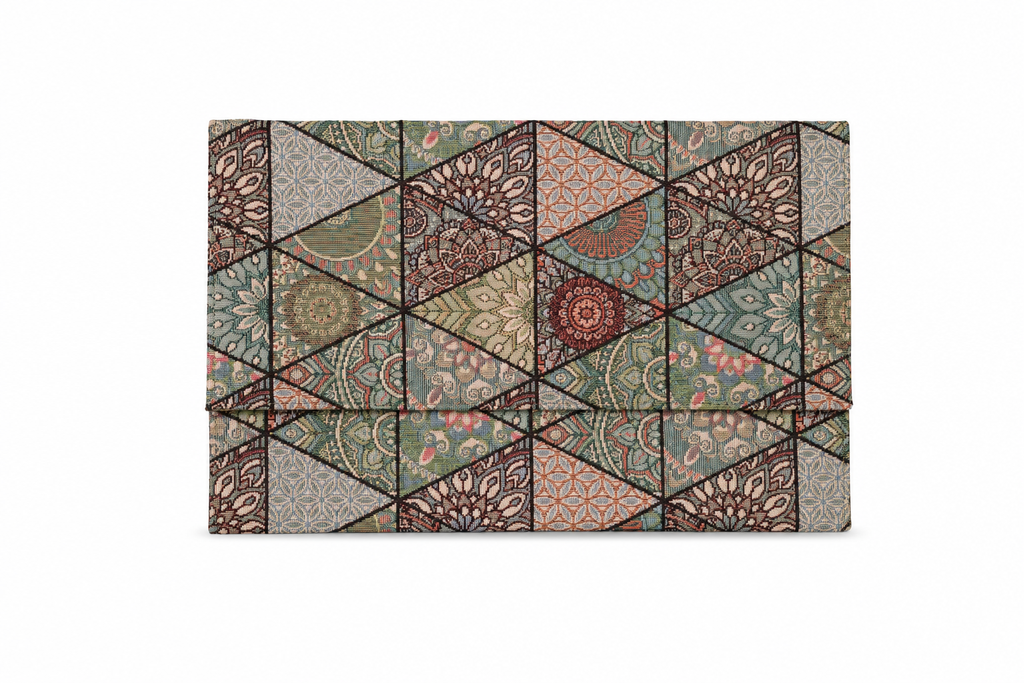 THE EXTENDED KALEIDO LAPTOP SLEEVE