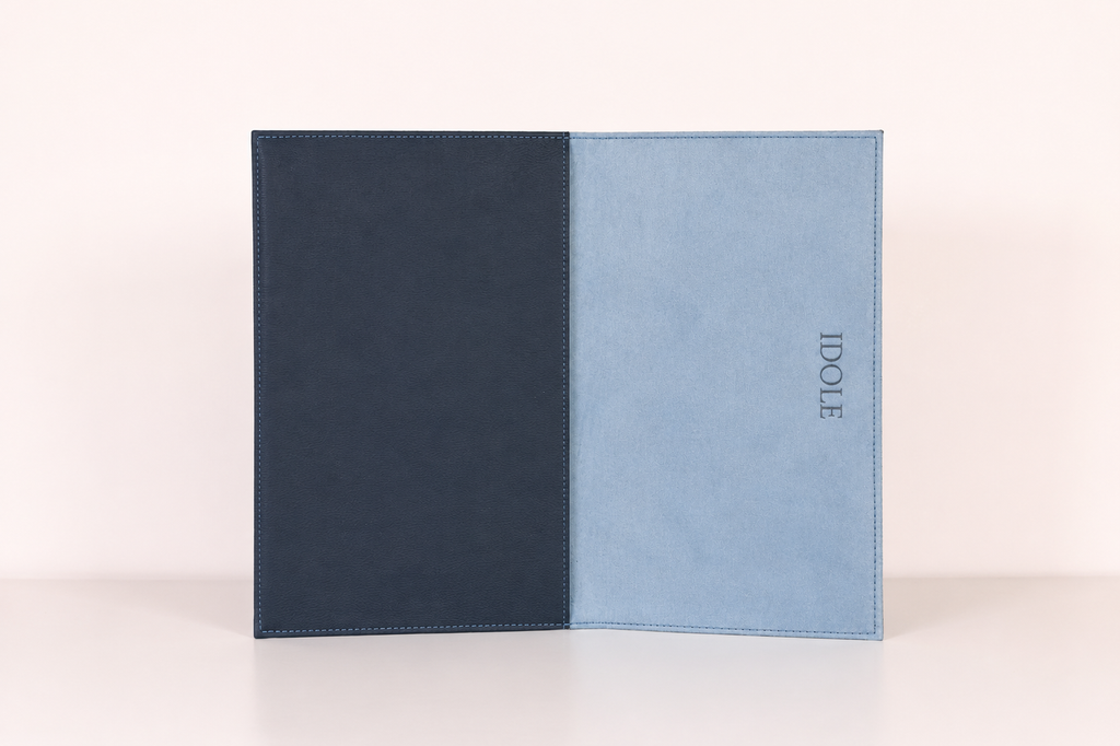 THE EXTENDED NAVY BLUE LAPTOP SLEEVE